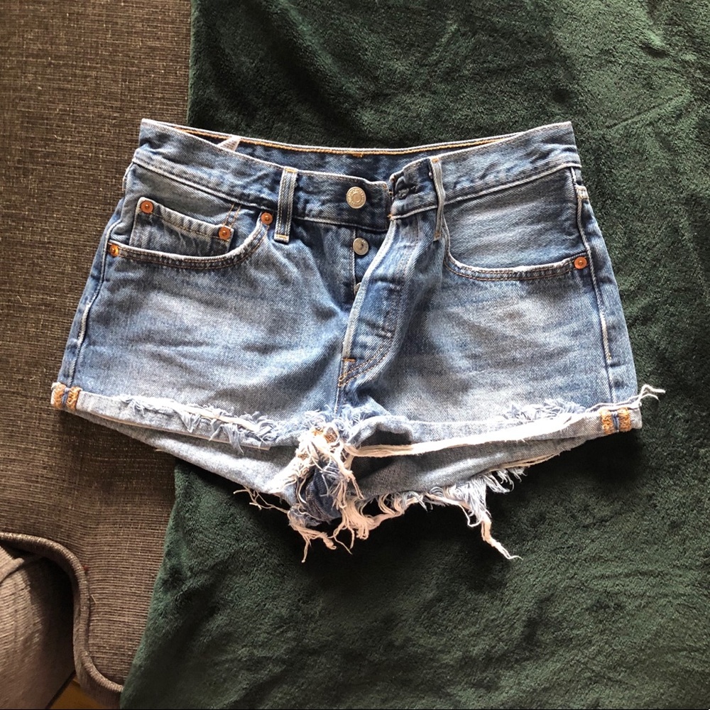 Levi’s shorts